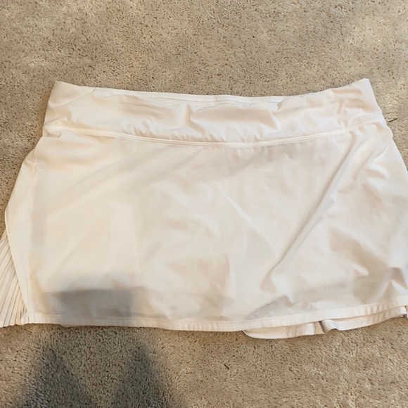 lululemon athletica Dresses & Skirts - Lululemon skirt